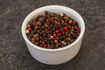 Peppercorn heap in the bowl