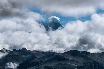 Namcha Barwa Peak in the clouds
