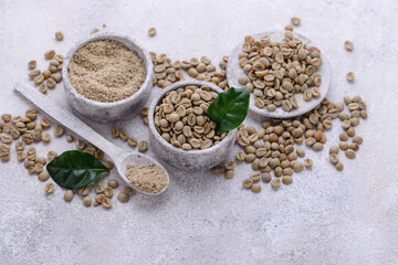 Obraz na płótnie Canvas Fresh organic green coffee beans.