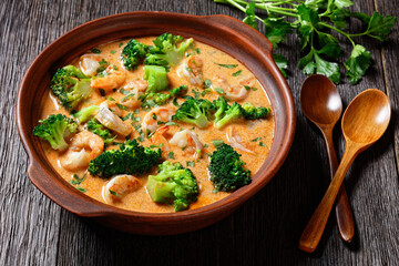 Creamy Tomato Soup with Shrimp and Broccoli