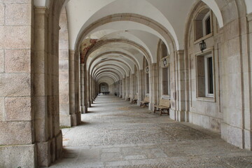 Galería en el Valle de los Caídos, España
