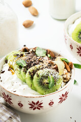 kiwi yogurt bowl for healthy breakfast