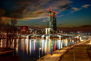 Frankfurt am Main, Mainufer mit EZB