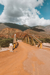 puente en el norte argentino