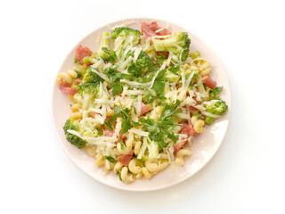pasta with broccoli, tomatoes and cheese
