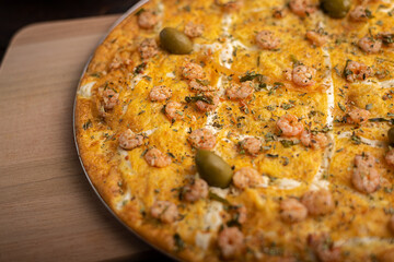 Omelete de ovos com catupiry e camarão