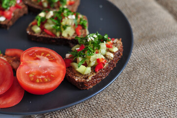 Sandwiches with vegetables 