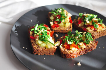 Sandwiches with vegetables 