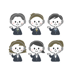 案内するカスタマーセンターのスタッフたち