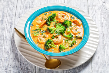 Creamy Tomato Soup with Shrimp and Broccoli