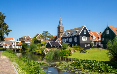 Fototapeta na wymiar Historic village of Marken in Holland
