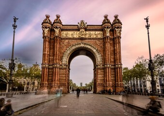 Fototapeta na wymiar Arc de Triomf, beautiful location and a must visit place for the tourist in Barcelona.