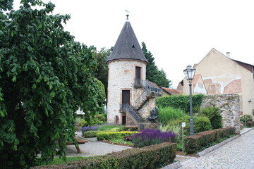 Fototapeta na wymiar Zell am Harmersbach, Alemania. Pequeña ciudad alemana con casas medievales.