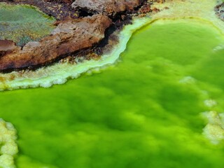 Paysages volcaniques de Dallol dans le désert de Danakil en Éthiopie.
