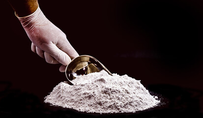 Powdered sodium percarbonate is an oxidizing chemical used in bleaching systems in general