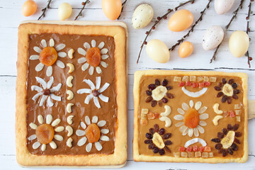 Mazurki wielkanocne ozdobione bakaliami © Monika