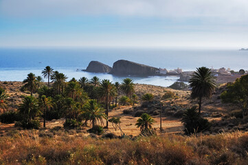 Vistas de la Isleta del Moro con un precioso entorno natural en Almería, España - 422852642