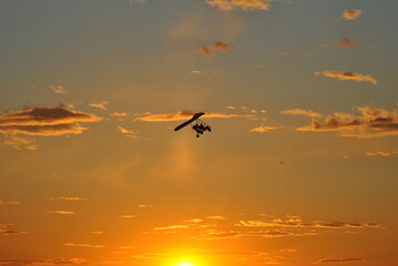 sky, sunset, flying, fly, deltaplane, ultralight, clouds,  aviation, sky, summer.
