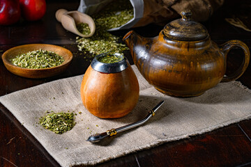Prepare yerba mate with calabash and bombilla