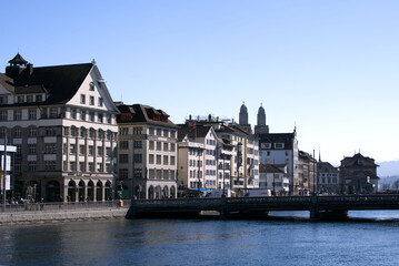 Fototapeta na wymiar Old town of Zurich with river limmat. Photo taken March 23rd, 2021, Zurich, Switzerland.