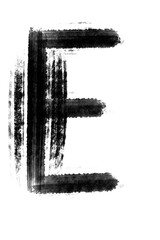 Buchstabe E mit grobem Pinsel gemalt, mit schwarzer Farbe auf wei&szlig;em Hintergrund