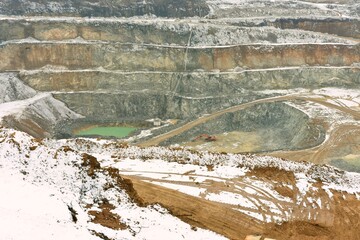 Braszowice - odkrywkowa kopalnia magnezytu na Dolnym Śląsku w Kotlinie Kłodzkiej - obrazy, fototapety, plakaty