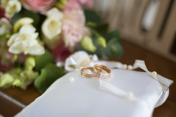wedding table setting, bouquet