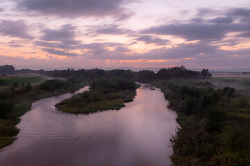 秋の田舎の夕景
