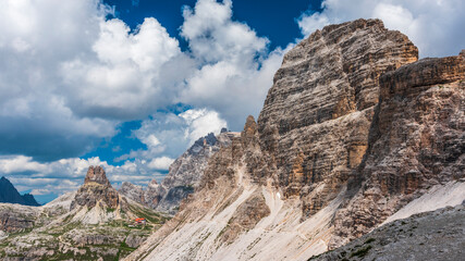 Fototapeta premium Immersion in the nature of the Tre Cime di Lavaredo. Dolomites