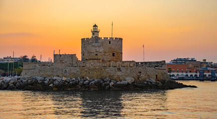 Fototapeta premium Fort of St. Nicholas griechischen Insel Rhodos Mandraki Hafen