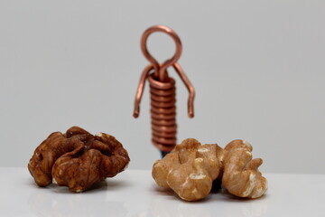 copper wire man chooses new brain