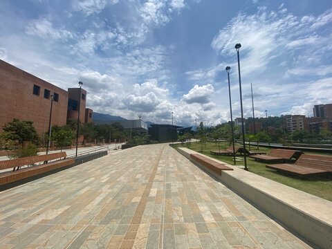 Medellin parques del rio