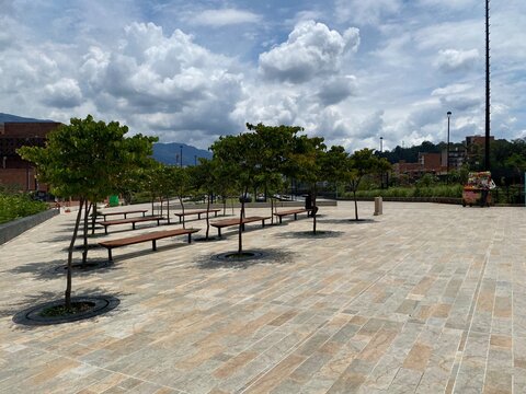 Medellin parques del rio