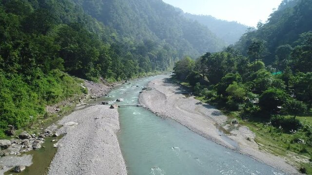 Le fleuve du Gange pr&egrave;s de Rishikesh &eacute;tat de l'Uttarakhand en Inde vue du ciel