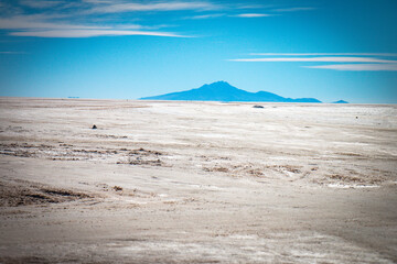 salt flats in bolivia, salar de uyuni