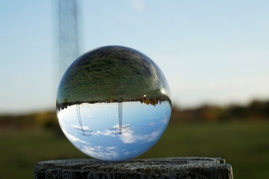 Electricity pylons in the lens ball 