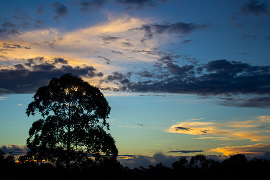 Por do Sol nas montanhas 