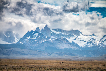 Fototapeta premium on the way to el chaltén, mount fitz roy, patagonia, argentina, chile, 