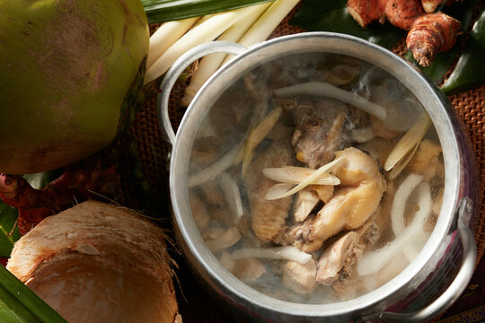 coconut chicken hot pot top view.