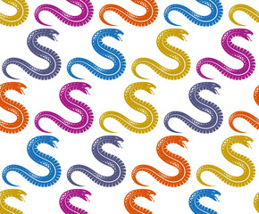 Fototapeta premium Seamless snakes pattern in vintage drawing style, dangerous poisoned reptiles vector background, endless tiling wallpaper, subculture rock n roll and hard rock theme.