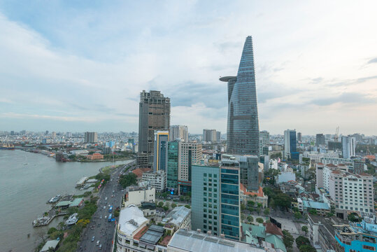 The author takes pictures at district one (Ho Chi Minh City). The author takes a photo shoot on the evening 26/3/2021. The content shows Ho Chi Minh city skyline aerial panoramic