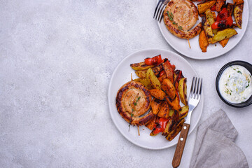 Baked chicken sausages with vegetables