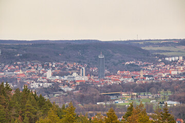 Blick auf die Innenstadt mit Jentower, Jena in Thüringen, Deutschland