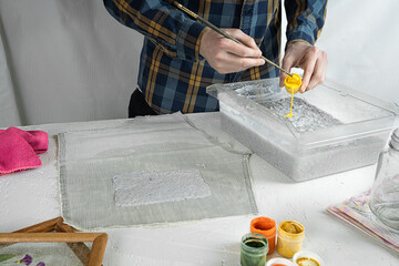 Step 7. Postcards with your own hands from paper waste. Do it yourself. Step by step. Tinting of pulp. Zero waste..
