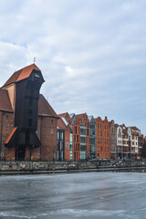 Gdańsk żuraw i kamienice nad Motławą © Dominika