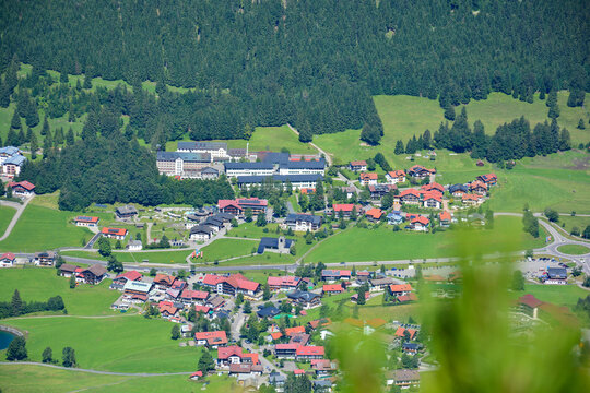 Bad Hindelang Oberjoch, Panorama-Ausblick im Sommer, Allg&auml;u Bayern, Deutschland