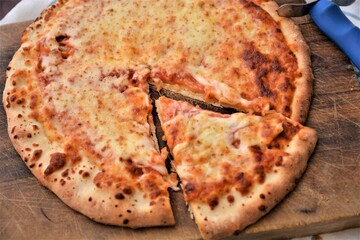 pizza al formaggio cibo italiano