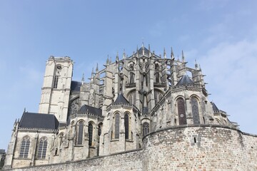Fototapeta na wymiar Cathedral Saint Julien in Le Mans, France