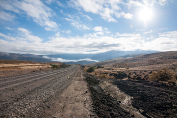 Camino ripio de montaña