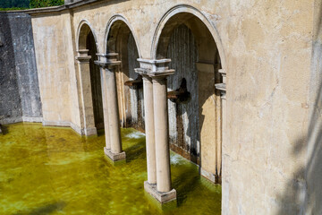 Brunnen Arcade im öffentlichen Wasserparadies in Baden-Baden